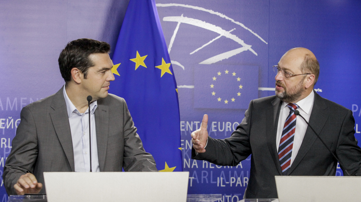«Σκληρή» υποδοχή Τσίπρα στον Σουλτς: Η Ελλάδα θα αντιμετωπίζεται στο εξής ως ισότιμος εταίρος